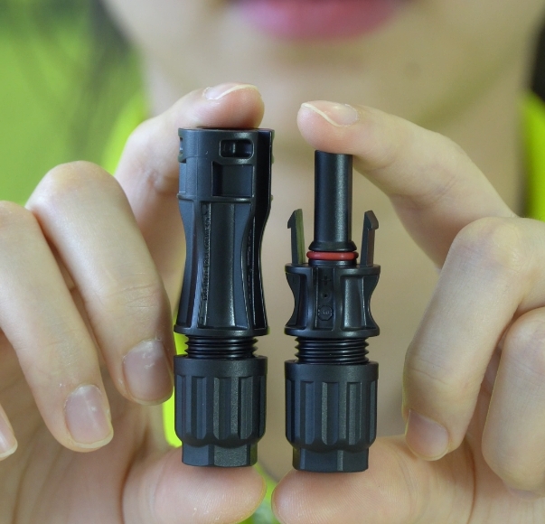 光伏连接器